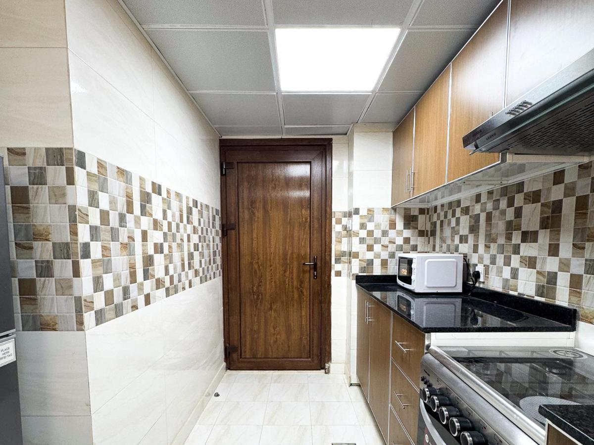 Ras Star Residence - Home Stay Дубай Екстериор снимка