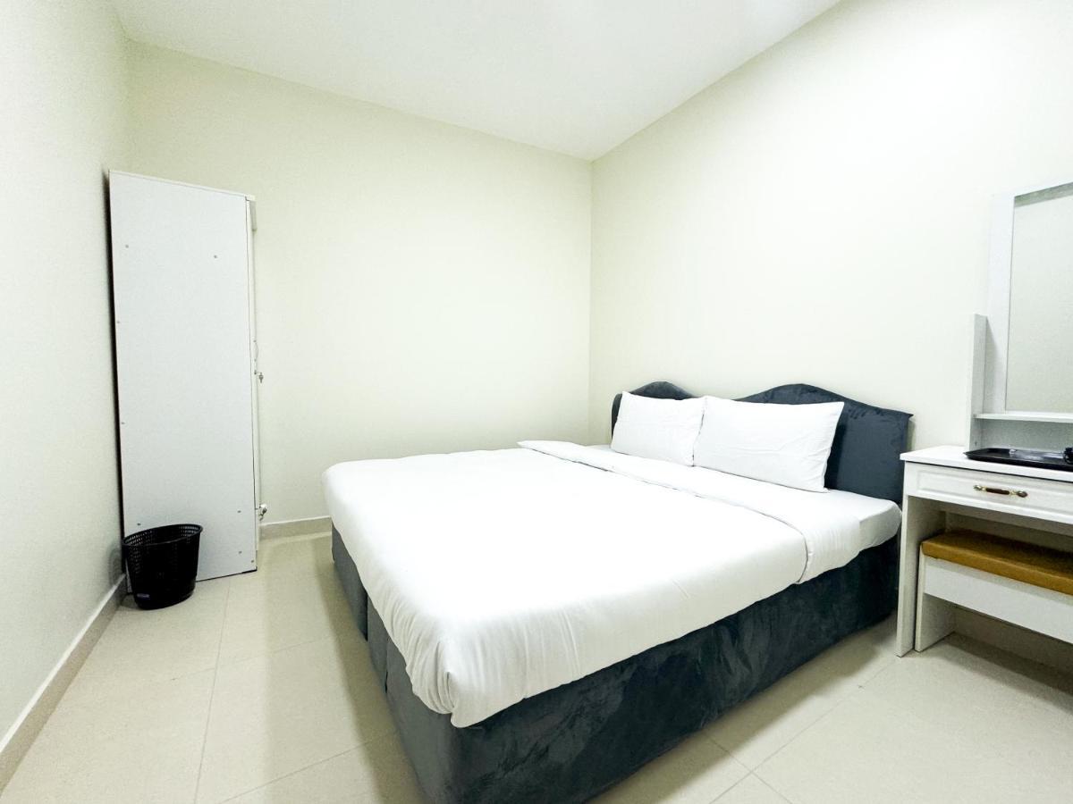 Ras Star Residence - Home Stay Дубай Екстериор снимка
